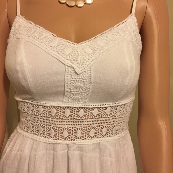 A&F Summer Dress - Picture 3 of 4